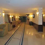 Gold Twins Family Hotel