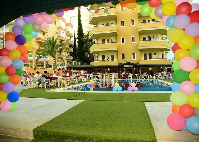 Gold Twins Family Hotel 3*
