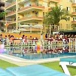 Hotell Gold Twins Family Alanya