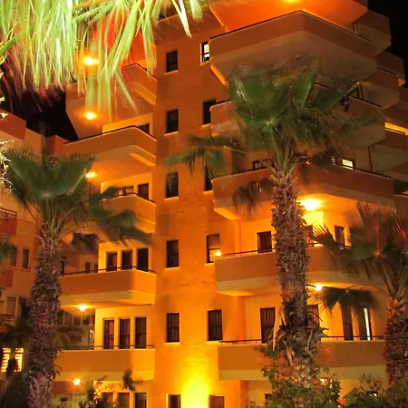 Gold Twins Family 3*