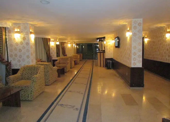 Gold Twins Family Hotel