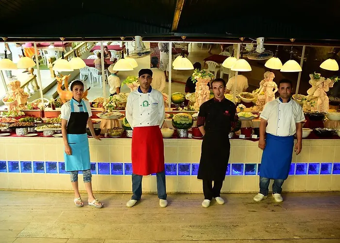 Hotel Gold Twins Family