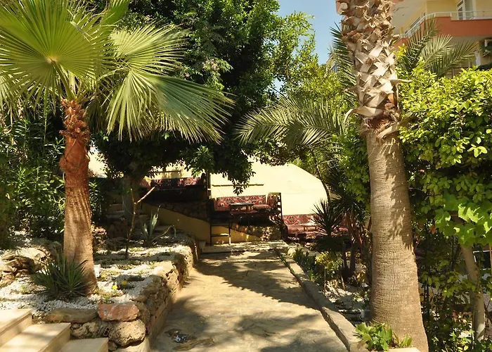 Gold Twins Family Hotel